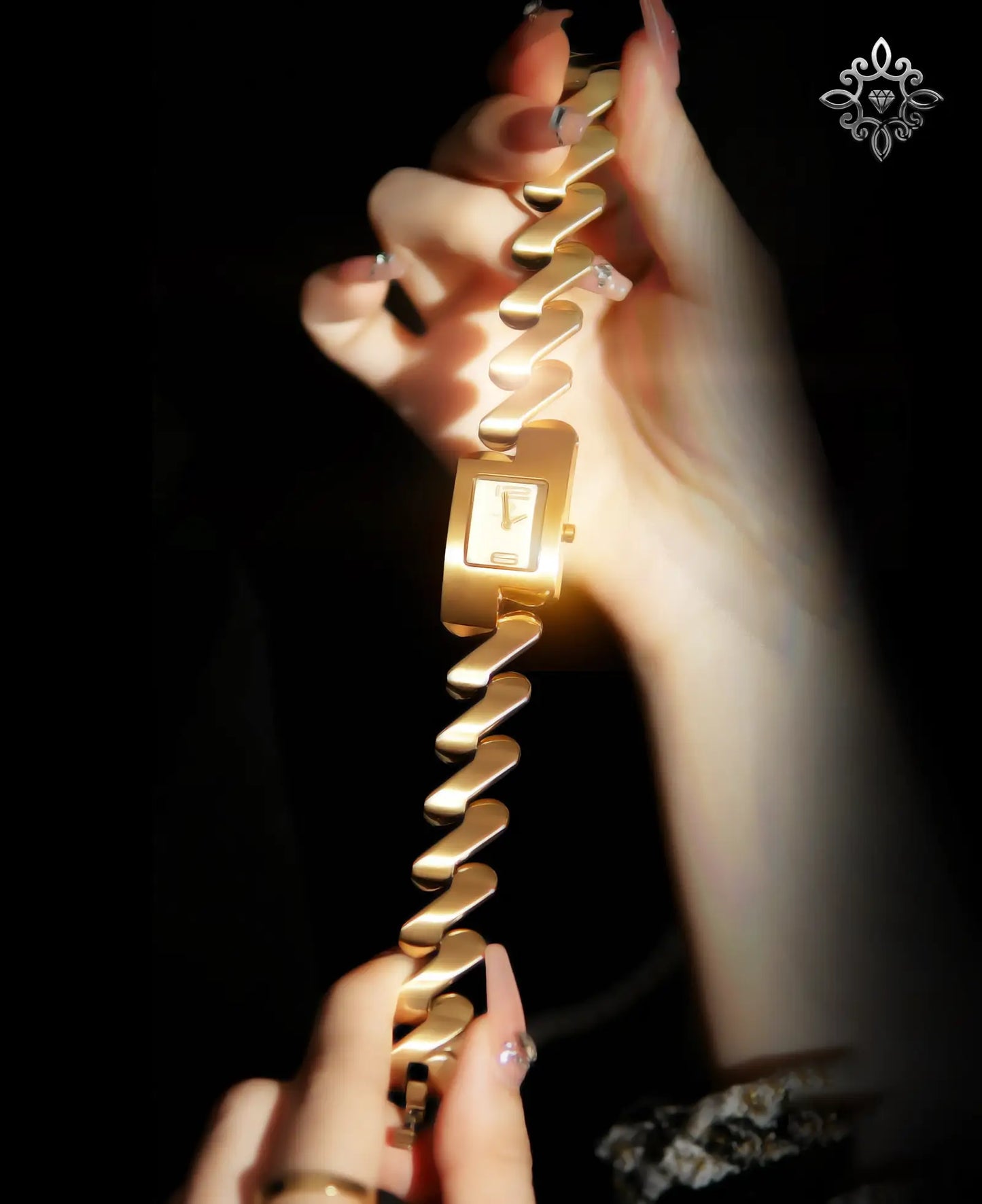 Vintage reloj de lujo + caja gratis ( correa ajustable ) 2025/ STOCK LIMITADO