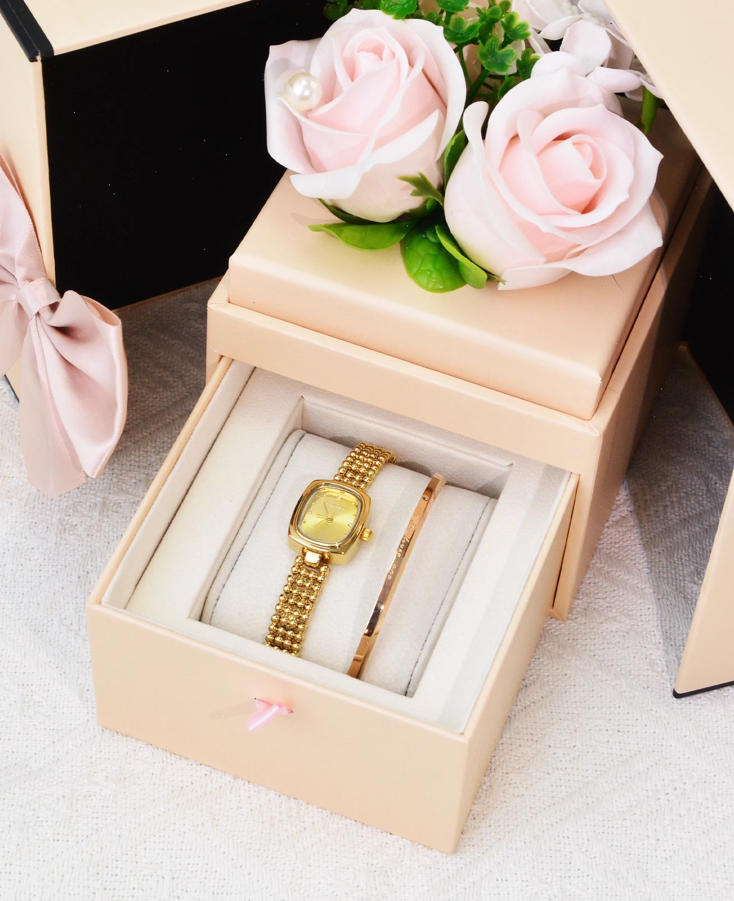 Bound Emerald + Brazalete 🎁 + caja 2025