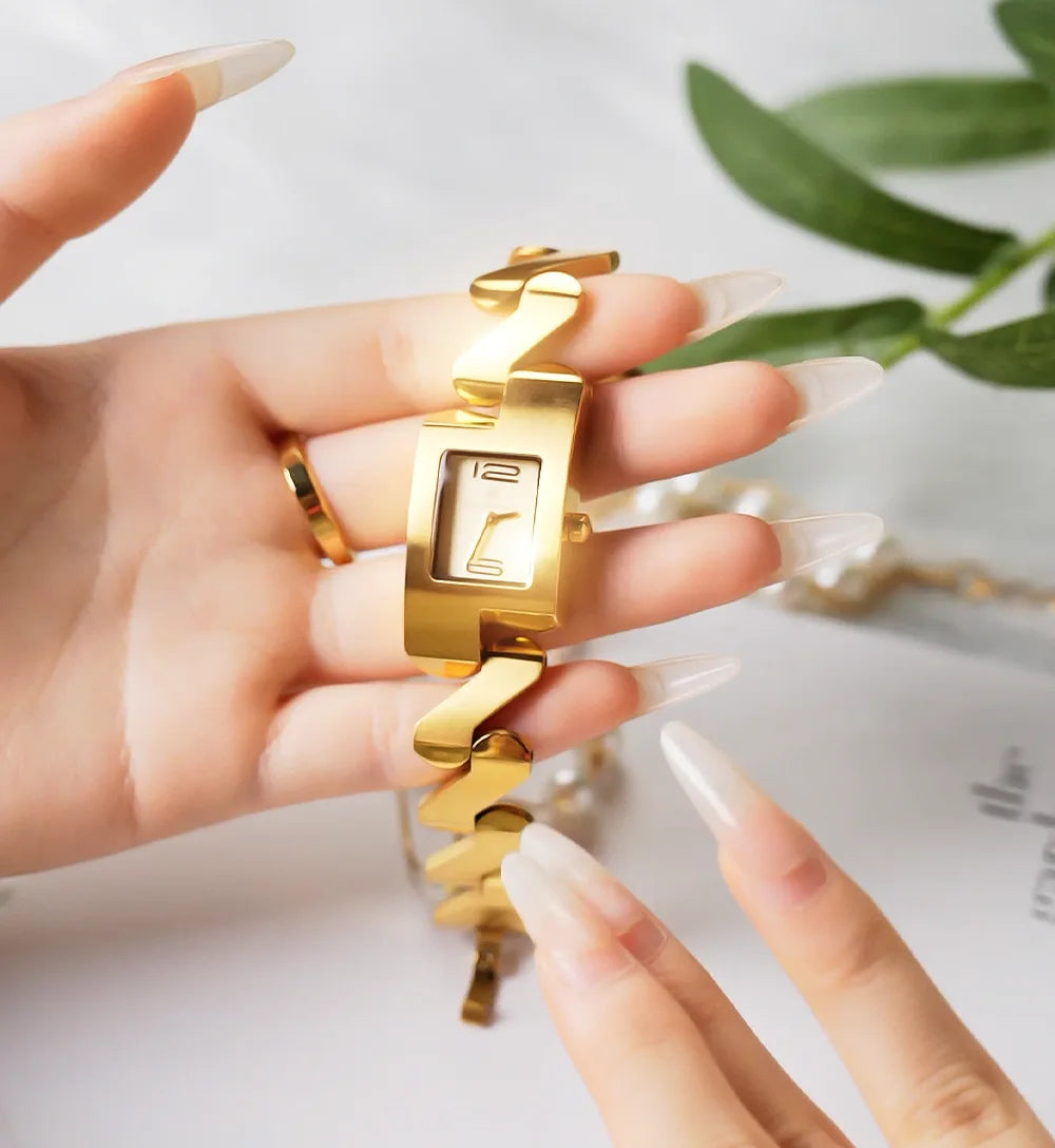 Vintage reloj de lujo + caja gratis ( correa ajustable ) 2025/ STOCK LIMITADO